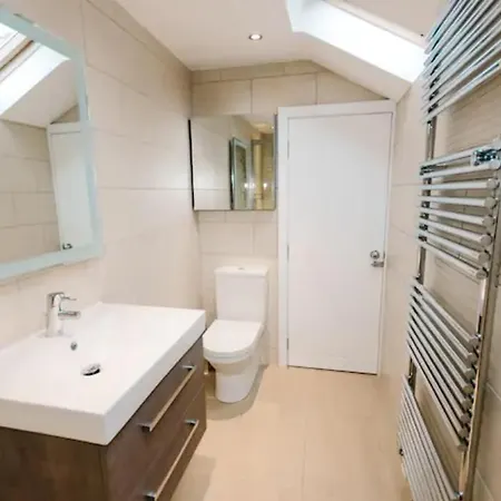 Erigmore Spa Cottage: Cosy Countryside Retreat with Pool Access Perth Exterior photo