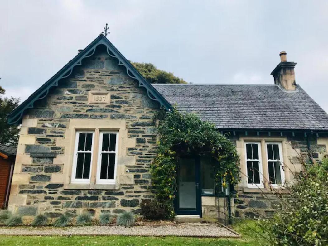 Erigmore Cottage: Cosy Countryside Retreat With Pool Access Holiday home *