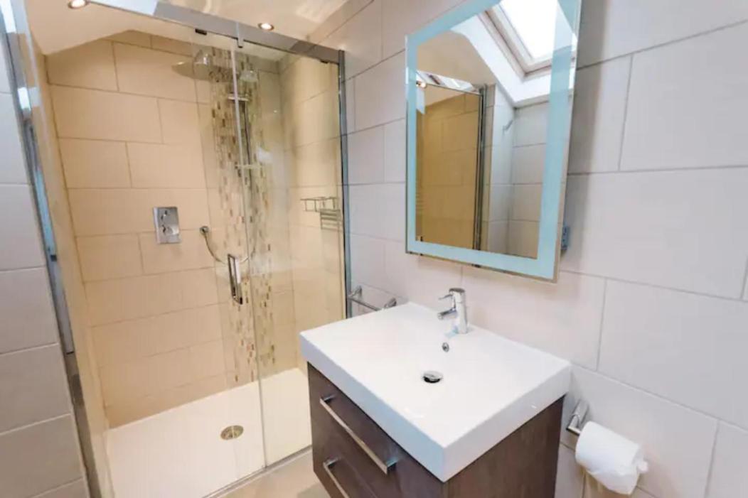 Erigmore - A Cosy Located In A Countryside Park With Wifi And Access To Swimming Pool Perth